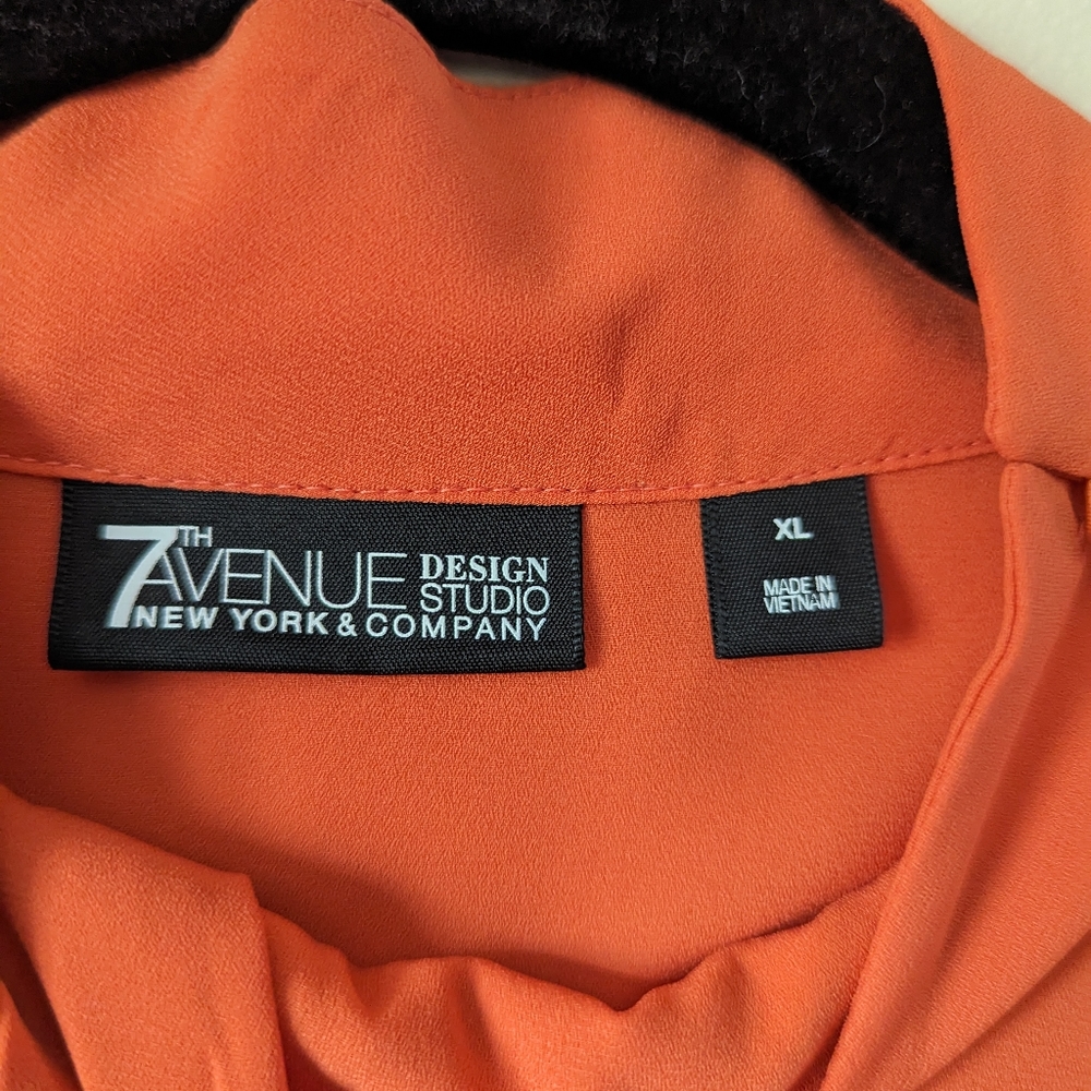 7th avenue New York & company orange top size xl - Picture 4 of 7